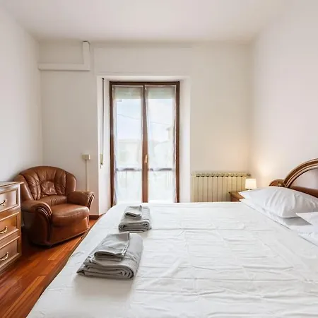 Parking & Wifi City Walls Pistoia